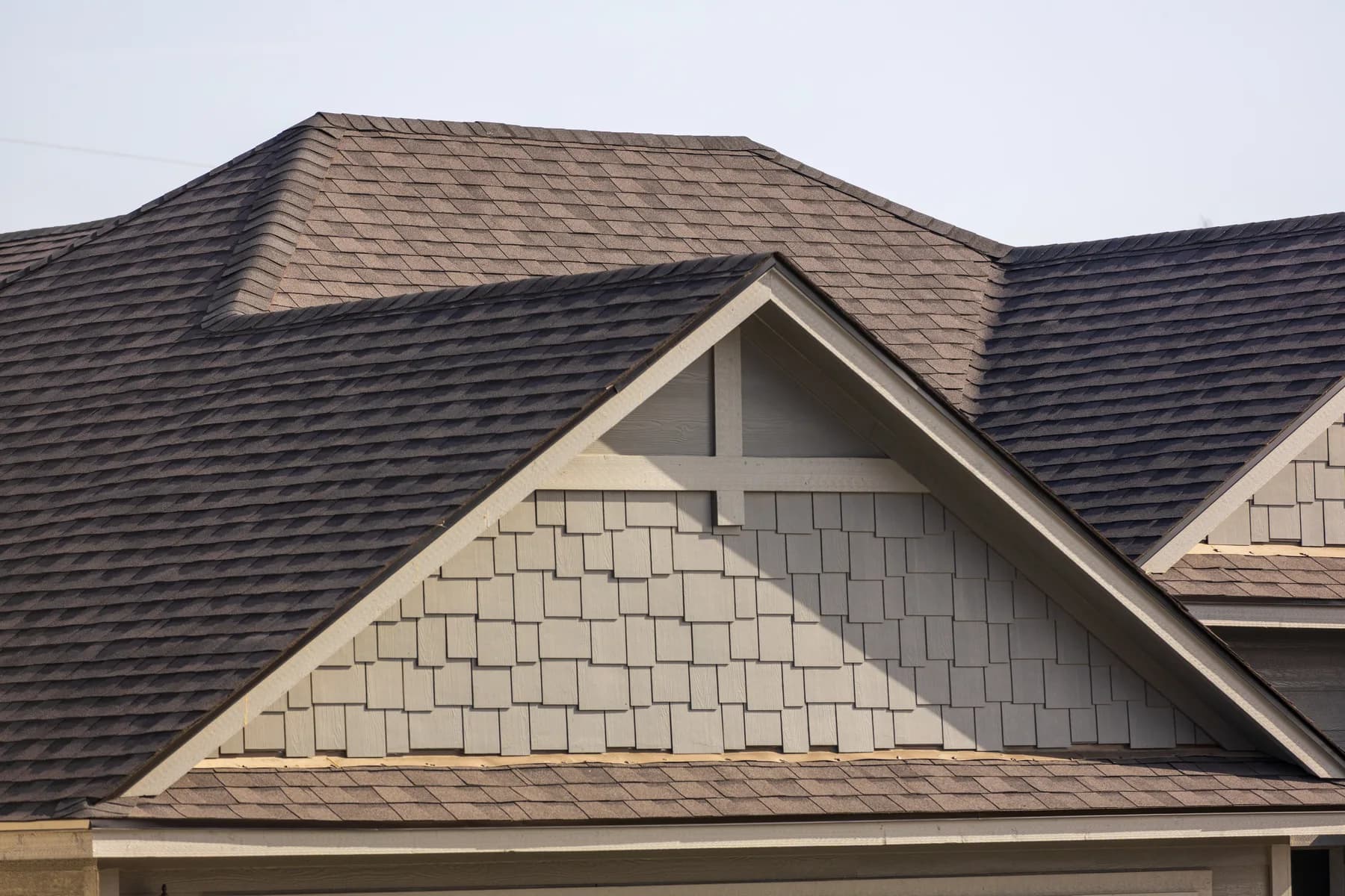 A completed Mammoth shingle roof in Belton, Texas