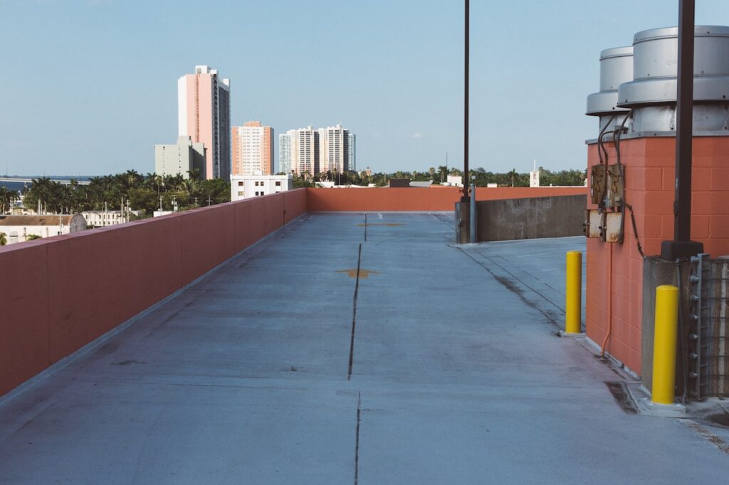 Flat Roofing- commercial flat roofing contractors - Mammoth