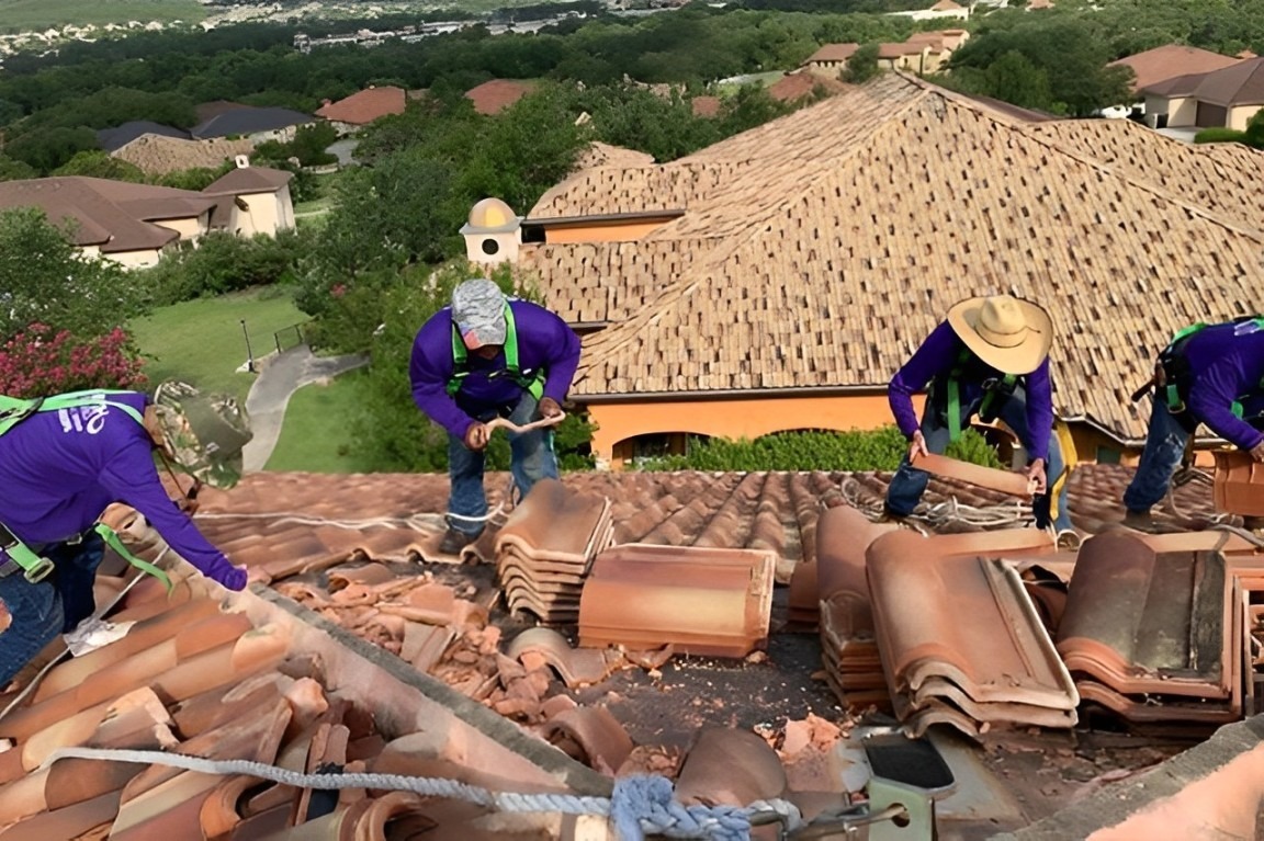Roof Replacement-Mammoth roofing company in Marble Falls TX